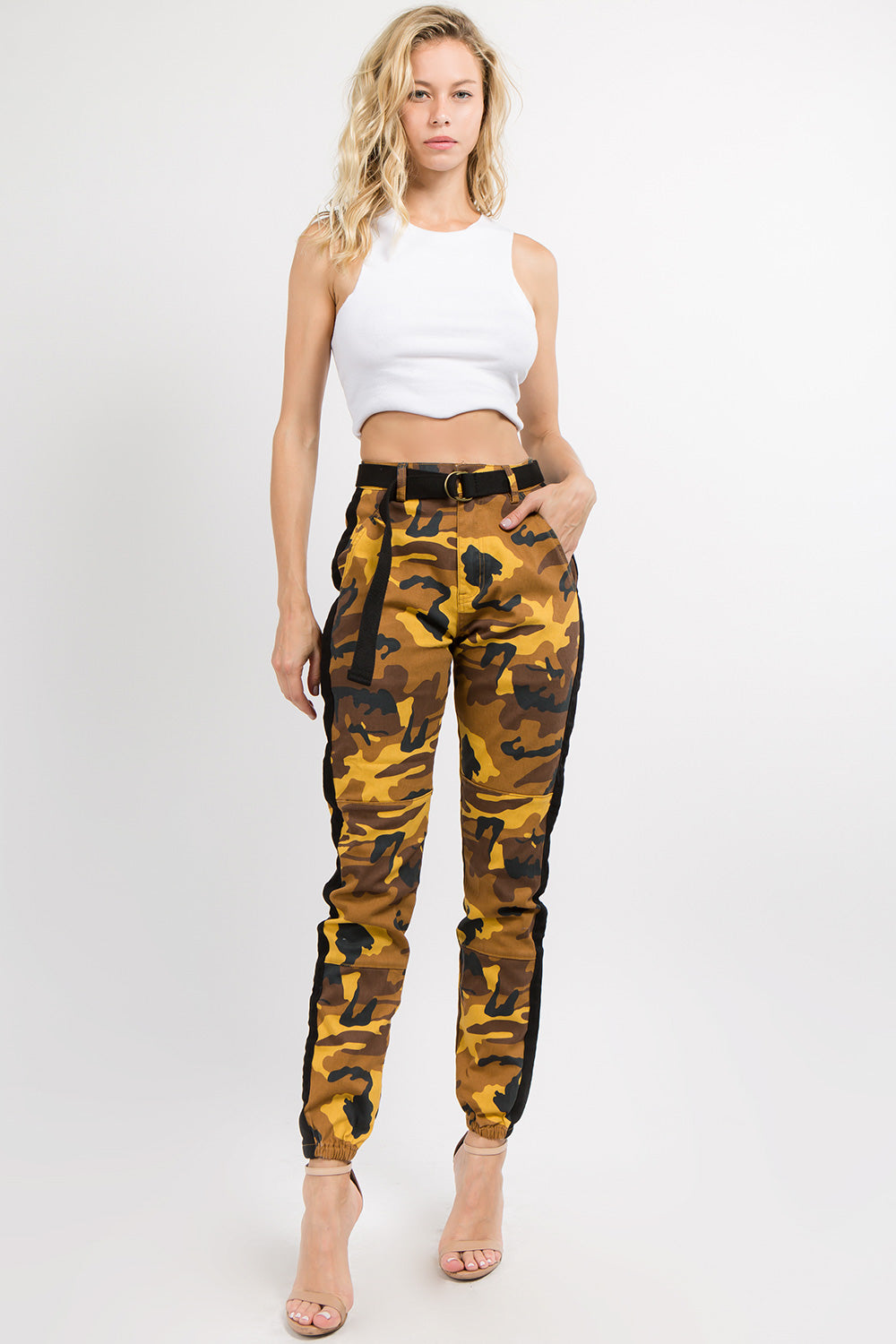 High Rise Camo Color Print Jogger With Belt